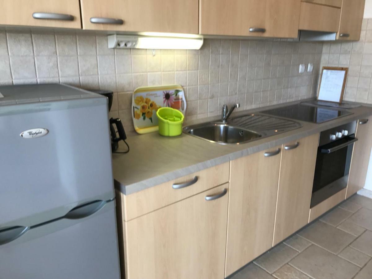 Apartmani Marija Klimno B Exterior foto