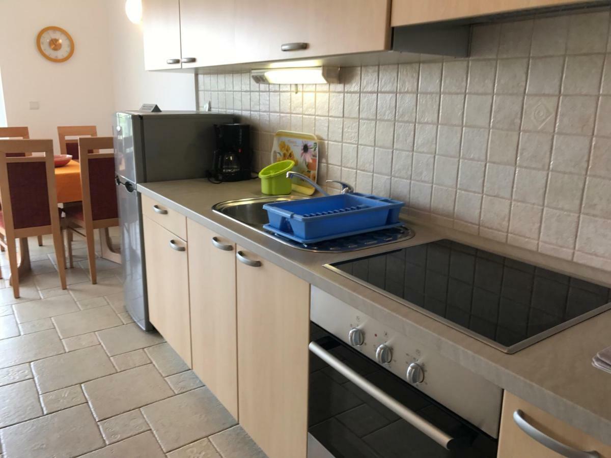 Apartmani Marija Klimno B Exterior foto