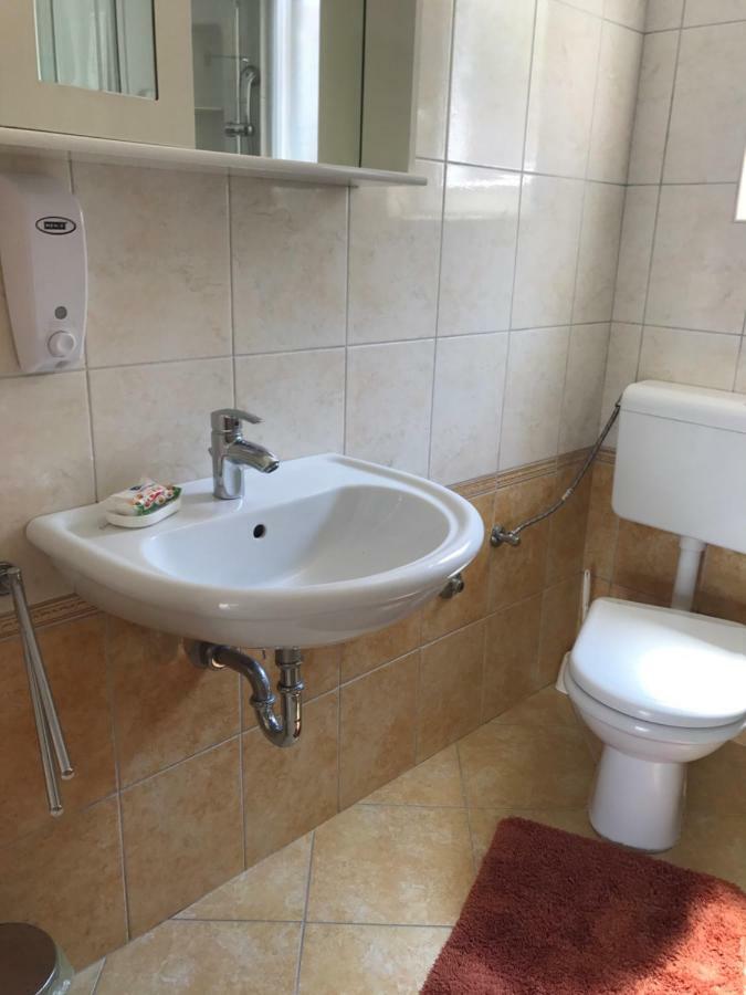 Apartmani Marija Klimno B Exterior foto
